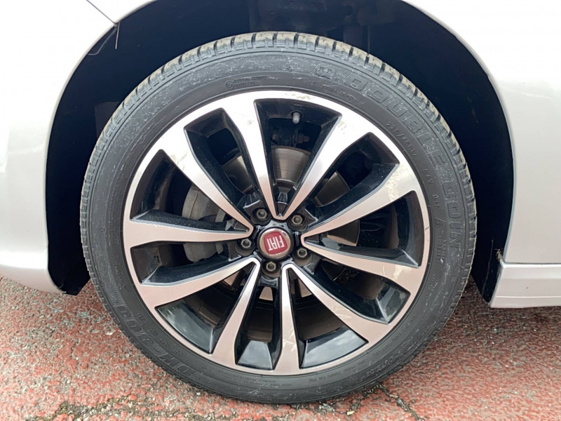 Fiat Tipo Tipo 5 Portes 1.4 95 ch Lounge 5p  occasion  Libourne - photo n9