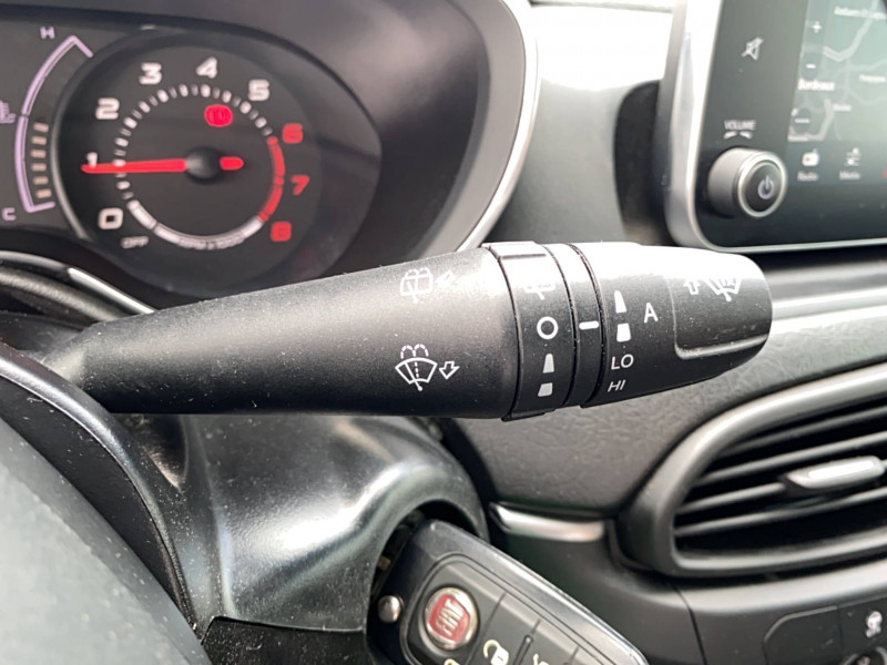 Fiat Tipo Tipo 5 Portes 1.4 95 ch Lounge 5p  occasion  Libourne - photo n18