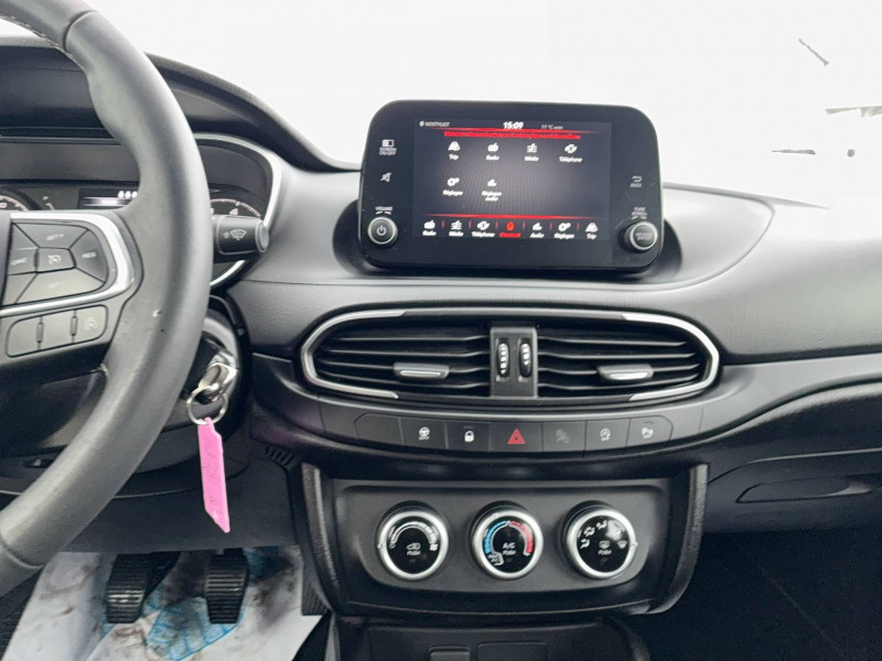 Fiat Tipo Tipo Cross 1.0 Firefly Turbo 100 ch S&S  5p  occasion � Villenave-d'Ornon - photo n�6