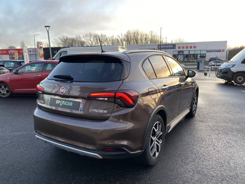 Fiat Tipo Tipo Cross 1.0 Firefly Turbo 100 ch S&S Plus 5p  occasion  Toulouse - photo n4