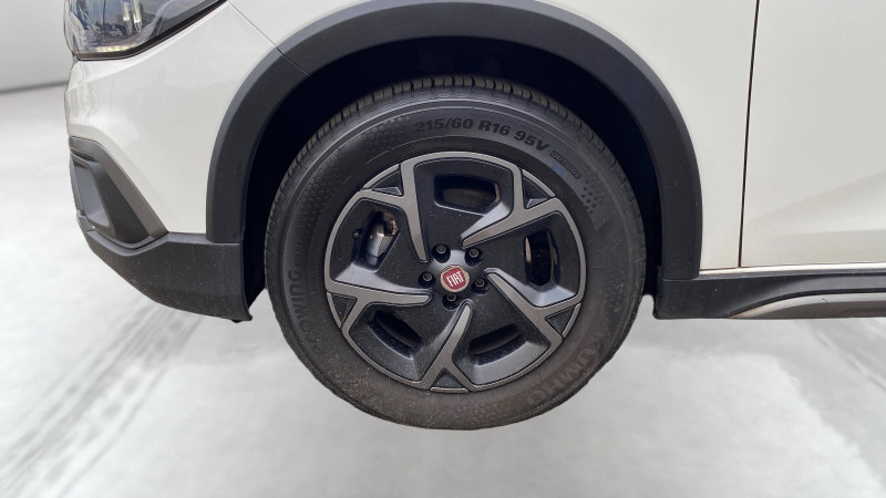 Fiat Tipo Tipo Cross 5 Portes 1.0 Firefly Turbo 100 ch S&S Pack 5p  occasion  Mrignac - photo n9