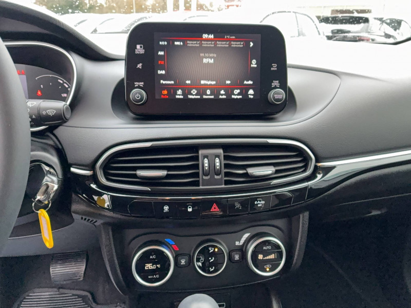 Fiat Tipo Tipo Cross 5 Portes 1.5 Firefly Turbo 130 ch S&S DCT7 Hybrid  occasion � Muret - photo n�6