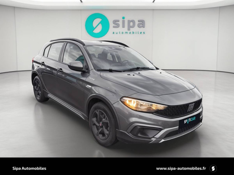 Fiat Tipo Tipo Cross 5 Portes 1.5 Firefly Turbo 130 ch S&S DCT7 Hybrid 2022 - photo n°8 Fiat Tipo Tipo Cross 5 Portes 1.5 Firefly Turbo 130 ch S&S DCT7 Hybrid  occasion à Toulouse - photo n°8