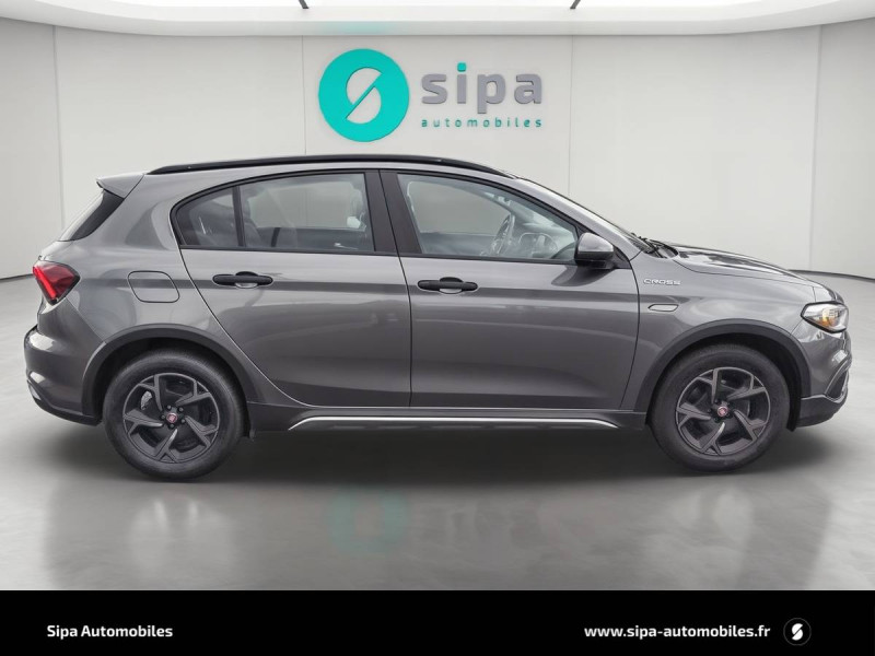 Fiat Tipo Tipo Cross 5 Portes 1.5 Firefly Turbo 130 ch S&S DCT7 Hybrid 2022 - photo n°7 Fiat Tipo Tipo Cross 5 Portes 1.5 Firefly Turbo 130 ch S&S DCT7 Hybrid  occasion à Toulouse - photo n°7
