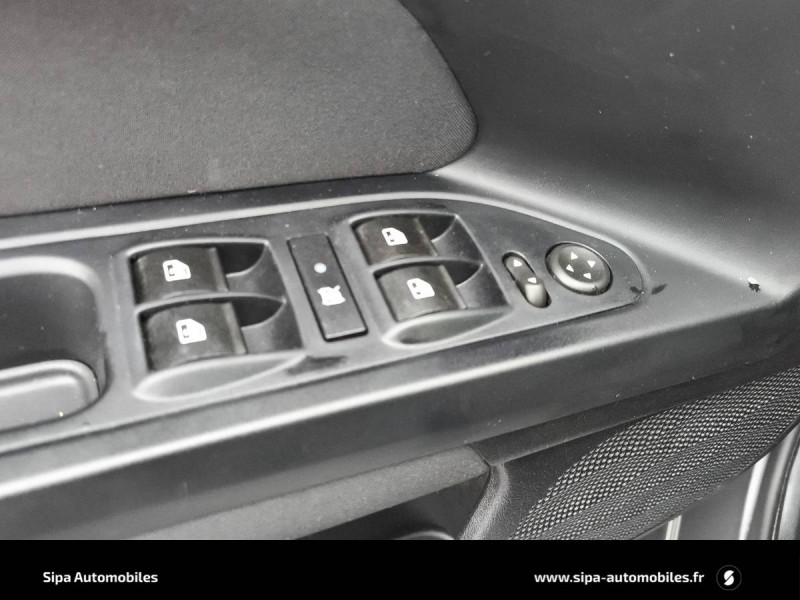 Fiat Tipo Tipo Cross 5 Portes 1.5 Firefly Turbo 130 ch S&S DCT7 Hybrid 2022 - photo n°13 Fiat Tipo Tipo Cross 5 Portes 1.5 Firefly Turbo 130 ch S&S DCT7 Hybrid  occasion à Toulouse - photo n°13