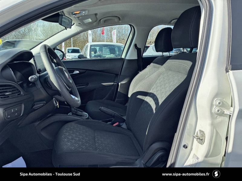 Fiat Tipo Tipo Cross 5 Portes 1.5 Firefly Turbo 130 ch S&S DCT7 Hybrid  occasion � Toulouse - photo n�9