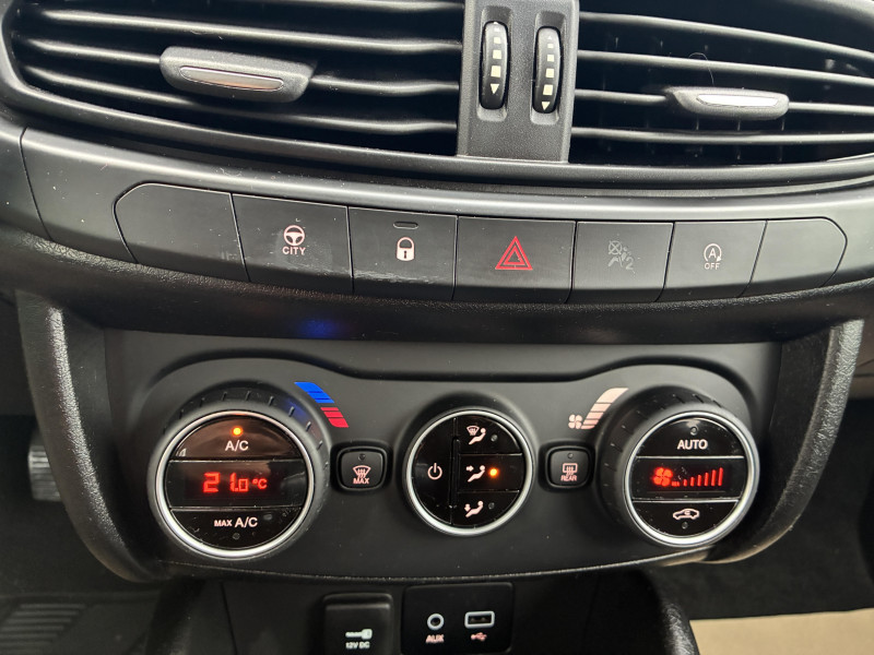 Fiat Tipo Tipo Station Wagon 1.3 MultiJet 95 ch Start/Stop Lounge 5p  occasion � Le Bouscat - photo n�11