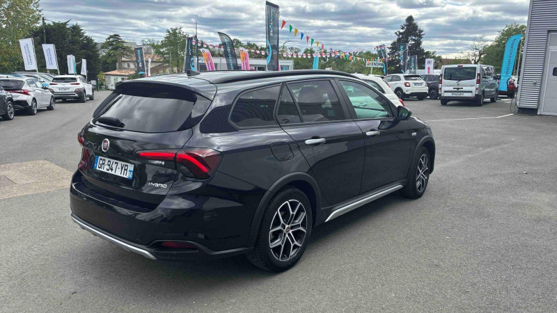 Fiat Tipo Tipo SW 1.5 Firefly Turbo 130 ch S&S DCT7 Hybrid Cross 5p  occasion � Villenave-d'Ornon - photo n�2