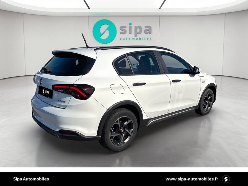 Fiat Tipo Tipo SW 1.5 Firefly Turbo 130 ch S&S DCT7 Hybrid Cross 5p  occasion � La Teste-de-Buch - photo n�2