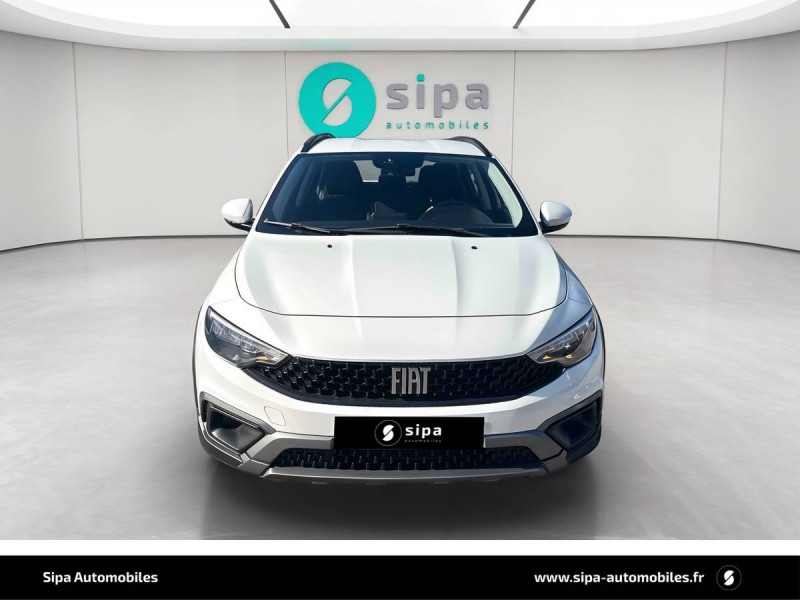 Fiat Tipo Tipo SW 1.5 Firefly Turbo 130 ch S&S DCT7 Hybrid Cross 5p  occasion � La Teste-de-Buch - photo n�3