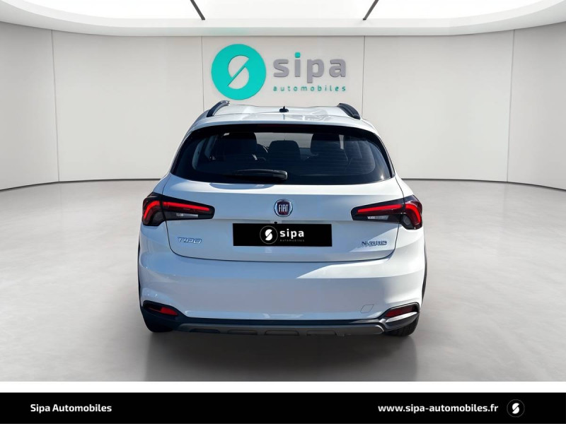 Fiat Tipo Tipo SW 1.5 Firefly Turbo 130 ch S&S DCT7 Hybrid Cross 5p  occasion � La Teste-de-Buch - photo n�4