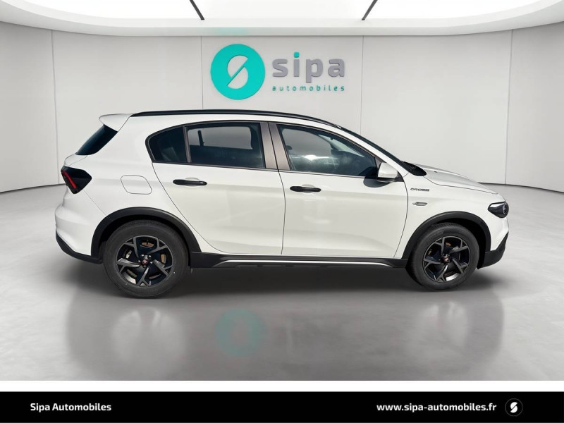 Fiat Tipo Tipo SW 1.5 Firefly Turbo 130 ch S&S DCT7 Hybrid Cross 5p  occasion � La Teste-de-Buch - photo n�9