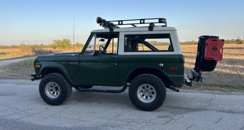 Ford Bronco  1970 - photo n°2 Ford Bronco   occasion à LYON - photo n°2