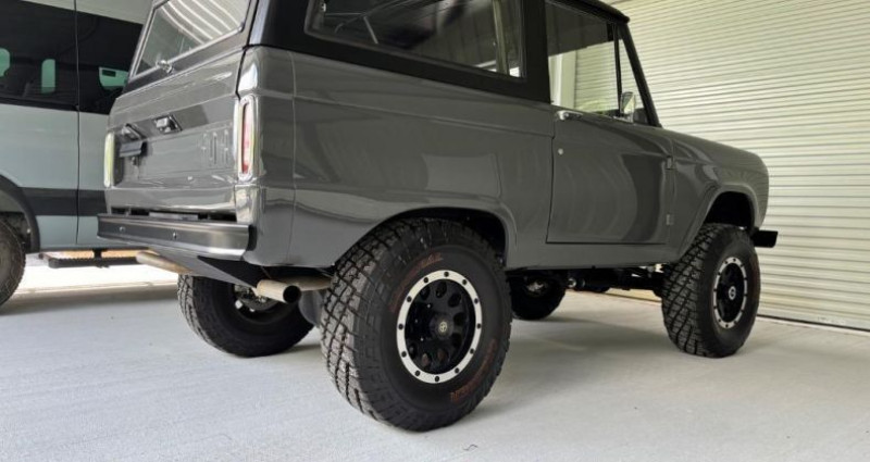 Ford Bronco Resto Mod 331 stroker vintage a/c nut and b  occasion  LYON - photo n6