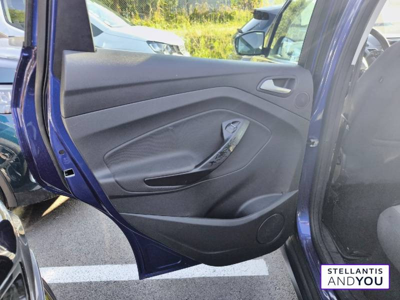 Ford C-Max 1.0 EcoBoost 125 S&S Titanium  occasion  MONTIGNY LE BRETONNEUX - photo n10