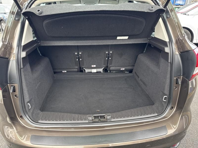 Ford C-Max 1.0 EcoBoost 125ch Stop&Start Titanium Euro6.2  occasion � Fleury-les-Aubrais - photo n�10