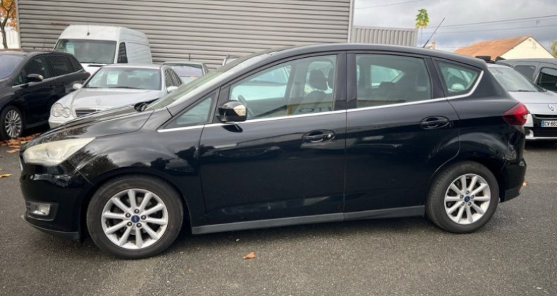 Ford C-Max 1.0 ECOBOOST 125CH STOP&START TITANIUM X 2017 - photo n°3 Ford C-Max 1.0 ECOBOOST 125CH STOP&START TITANIUM X  occasion à Romorantin Lanthenay - photo n°3