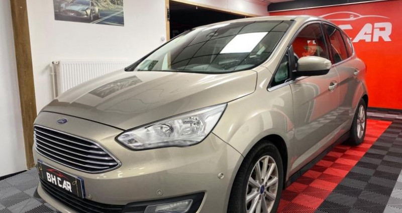 Ford C-Max 1.5 TDCi 120 S&S Titanium avec Attelage