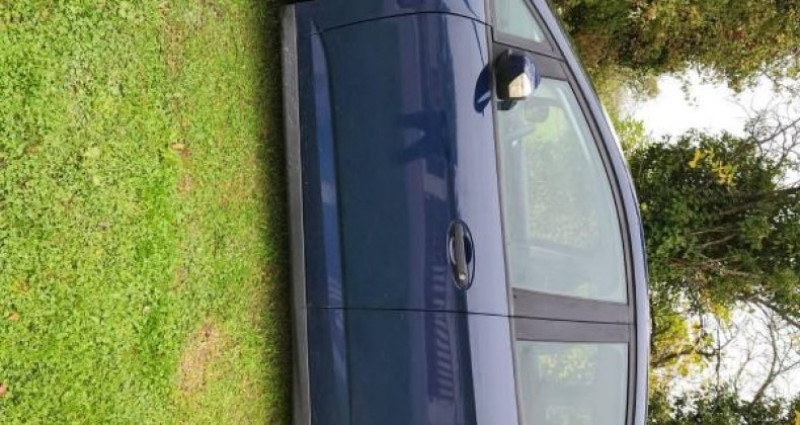 Ford C-Max II 1.0 SCTi 125ch EcoBoost Stop&Start Edition 2015 - photo n°4 Ford C-Max II 1.0 SCTi 125ch EcoBoost Stop&Start Edition  occasion à Lagney - photo n°4