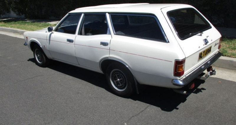 Ford Cortina MK3 WAGON  occasion  LYON - photo n5