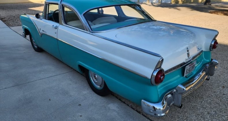 Ford Crown Victoria  1955 - photo n°4 Ford Crown Victoria   occasion à LYON - photo n°4