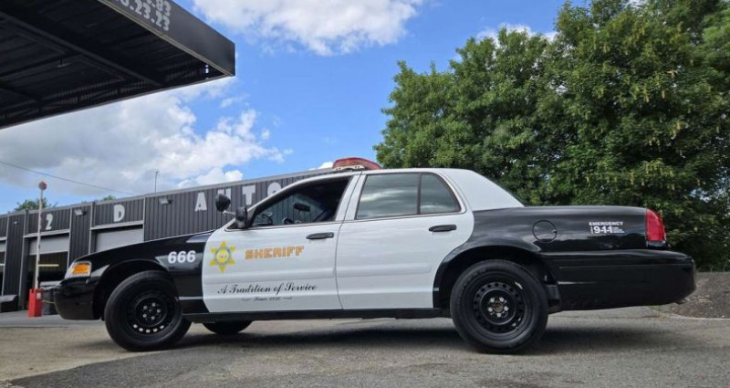Ford Crown Victoria Police Interceptor 4.6 V8  occasion à Breteuil - photo n°6