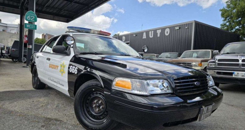 Ford Crown Victoria Police Interceptor 4.6 V8  occasion à Breteuil - photo n°2