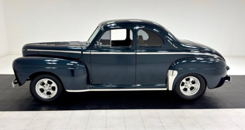 Ford Deluxe Super 1948 Ford Deluxe Super  occasion à LYON