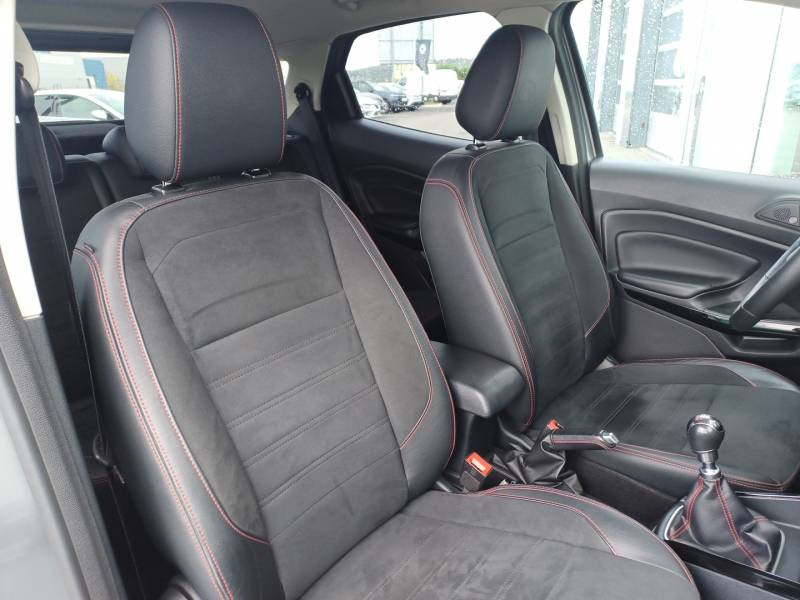 Ford EcoSport 1.5 EcoBlue 95ch S&S BVM6 ST-Line 2020 - photo n°16 Ford EcoSport 1.5 EcoBlue 95ch S&S BVM6 ST-Line  occasion à Castelnau-d'Estrétefonds - photo n°16