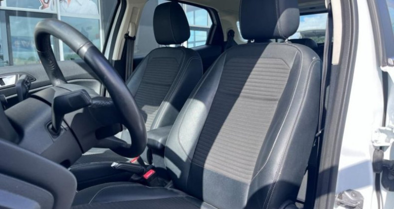 Ford EcoSport 1.5 TDCI 100 CH TITANIUM  occasion  Saint-Sève - photo n6