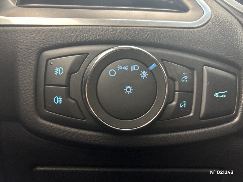Ford Edge Edge 2.0 TDCi 210 Powershift Intelligent AWD Titanium  occasion  Compigne - photo n15