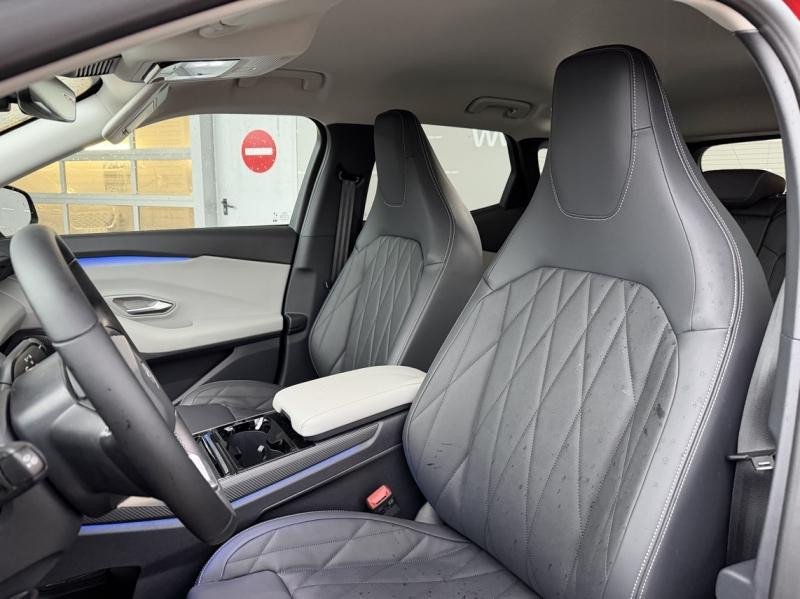 Ford Explorer 286ch Extended Range 77kWh Pack Premium RWD 2025 - photo n°3 Ford Explorer 286ch Extended Range 77kWh Pack Premium RWD  occasion à Barberey-Saint-Sulpice - photo n°3