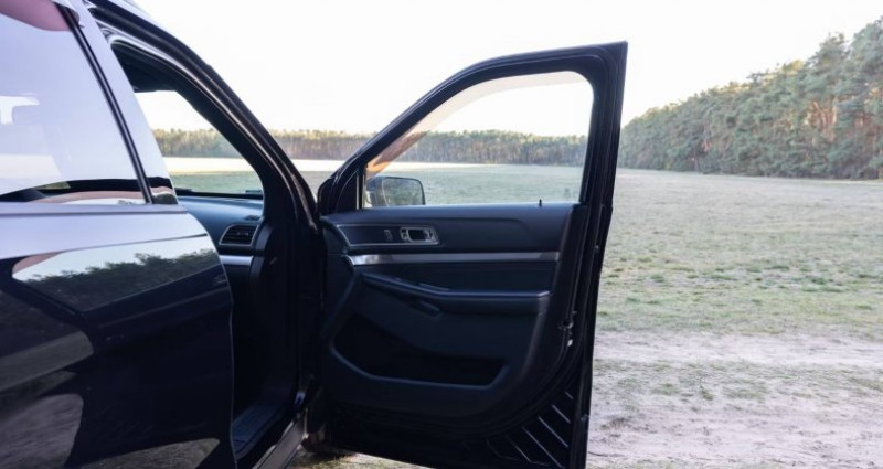 Ford Explorer 3.5 V6 4x4 XLT •7 places•Cuir•Navi•Pano 2019 - photo n°7 Ford Explorer 3.5 V6 4x4 XLT •7 places•Cuir•Navi•Pano  occasion à sarcelles - photo n°7