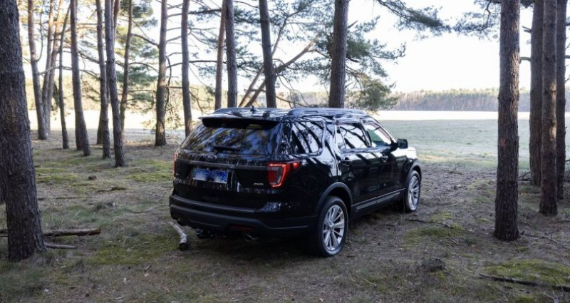 Ford Explorer 3.5 V6 4x4 XLT •7 places•Cuir•Navi•Pano 2019 - photo n°4 Ford Explorer 3.5 V6 4x4 XLT •7 places•Cuir•Navi•Pano  occasion à sarcelles - photo n°4