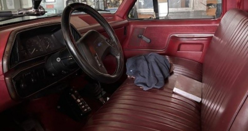 Ford F-350 F-350 1990 - photo n°3 Ford F-350 F-350  occasion à LYON - photo n°3