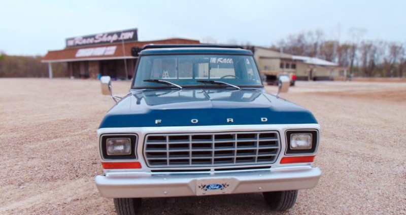 Ford F-350 F-350 1979 - photo n°6 Ford F-350 F-350  occasion à LYON - photo n°6