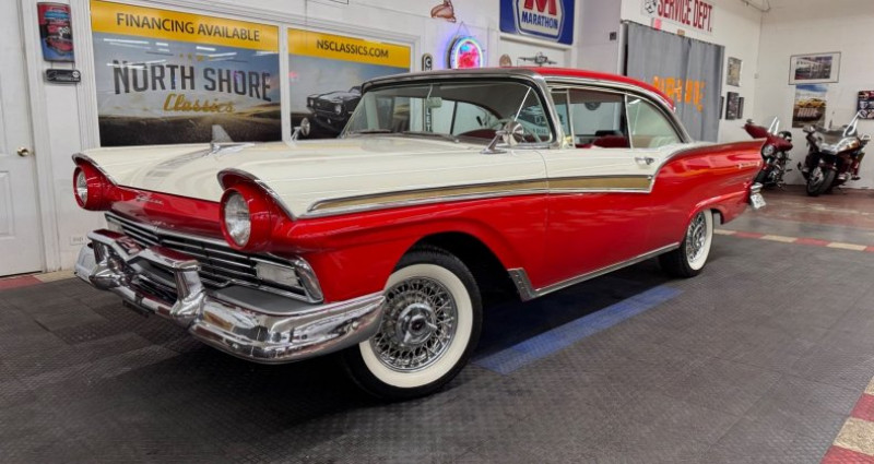 Ford Fairlane  1957 - photo n°2 Ford Fairlane   occasion à LYON - photo n°2