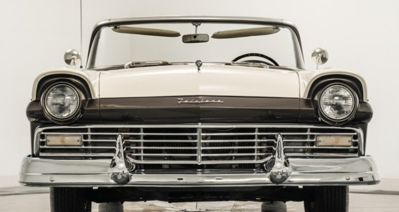 Ford Fairlane  1957 - photo n°4 Ford Fairlane   occasion à LYON - photo n°4