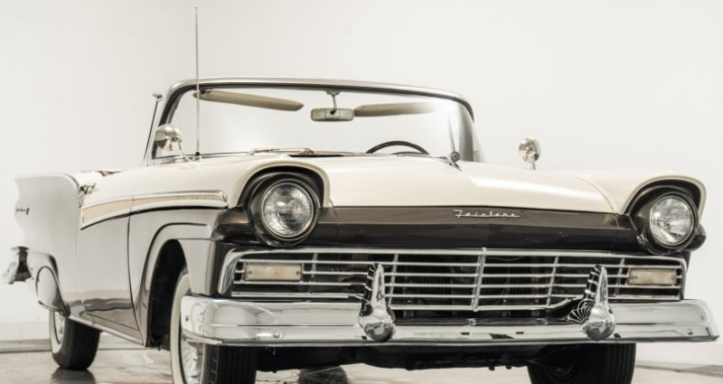 Ford Fairlane  1957 - photo n°3 Ford Fairlane   occasion à LYON - photo n°3