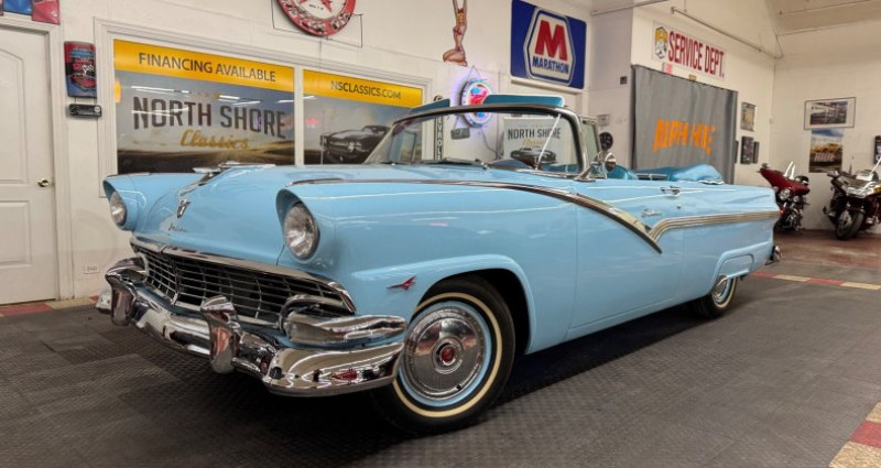 Ford Fairlane  1956 - photo n°2 Ford Fairlane   occasion à LYON - photo n°2