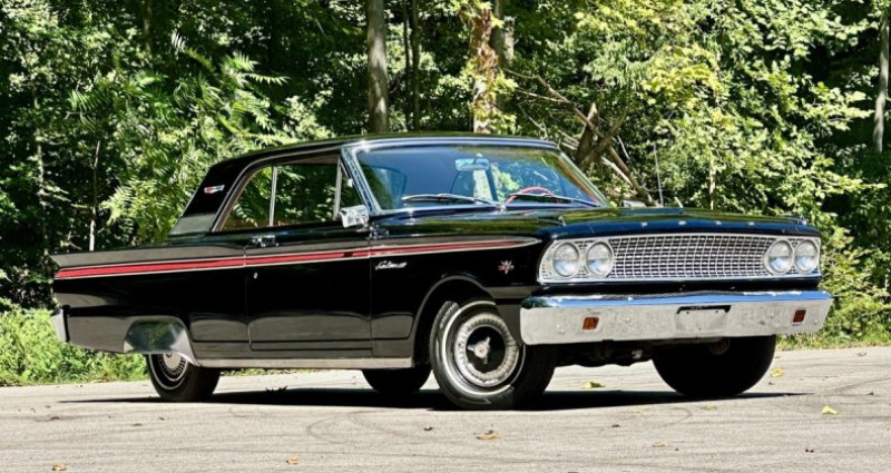 Ford Fairlane 500 2dr Hardtop 1963 Ford Fairlane 500 2dr Hardtop  occasion à LYON