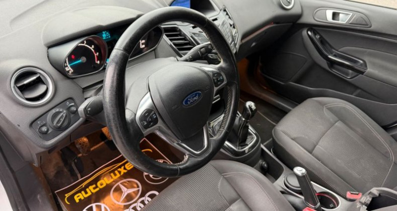 Ford Fiesta 1.0 ecoboost 100 cv garantie 2017 - photo n°5 Ford Fiesta 1.0 ecoboost 100 cv garantie  occasion à DRAGUIGNAN - photo n°5