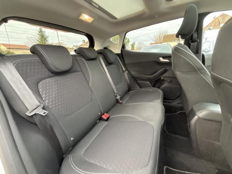 Ford Fiesta 1.0 EcoBoost 100ch Stop&Start Titanium 5p  occasion � Beaune - photo n�12