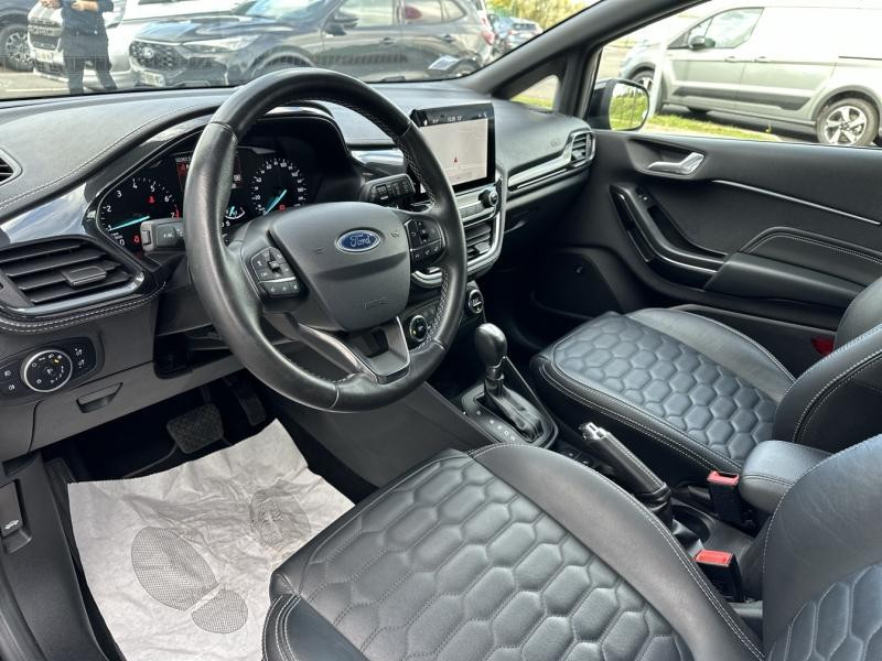 Ford Fiesta 1.0 EcoBoost 100ch Stop&Start Vignale BVA 5p Euro6.2 2019 - photo n°9 Ford Fiesta 1.0 EcoBoost 100ch Stop&Start Vignale BVA 5p Euro6.2  occasion à Gien - photo n°9