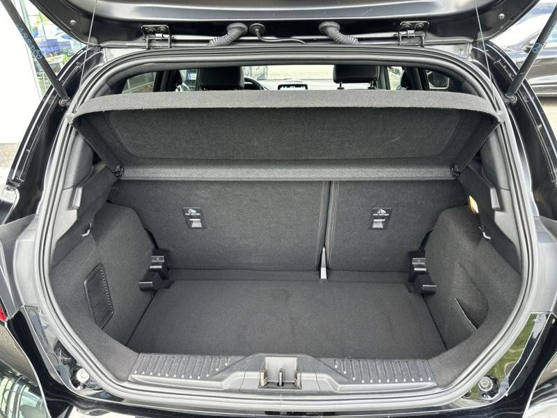Ford Fiesta 1.0 EcoBoost 100ch Stop&Start Vignale BVA 5p Euro6.2 2019 - photo n°12 Ford Fiesta 1.0 EcoBoost 100ch Stop&Start Vignale BVA 5p Euro6.2  occasion à Gien - photo n°12