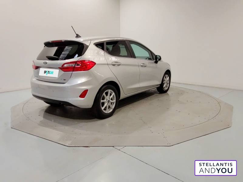 Ford Fiesta 1.0 EcoBoost 125 ch S&S mHEV BVM6 Titanium  occasion à  LOMME - photo n°5