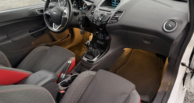 Ford Fiesta 1.0 EcoBoost 125 SetS Sport  occasion � COURNON - photo n�4