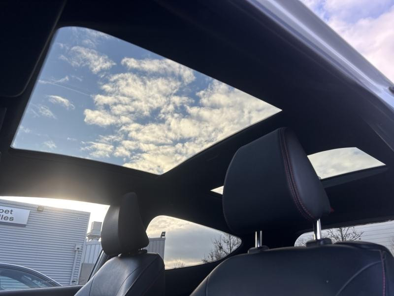 Ford Fiesta 1.0 EcoBoost 125ch Stop&Start ST-Line 3p Euro6.2  occasion � Beaune - photo n�17