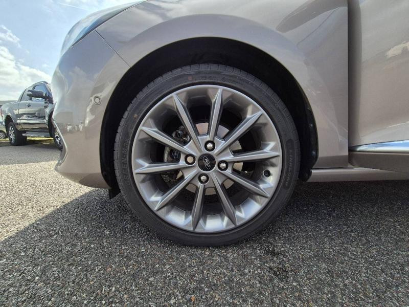 Ford Fiesta 1.0 EcoBoost 140ch Stop&Start Vignale 5p Euro6.2  occasion  Amilly - photo n9