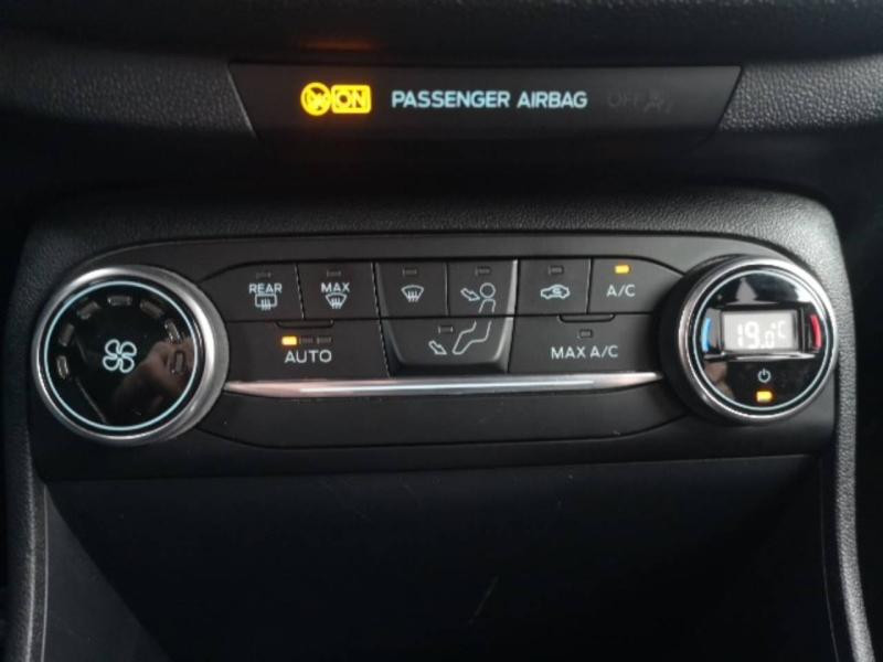 Ford Fiesta 1.0 EcoBoost 95ch Titanium 5p  occasion � Saint-Maximin - photo n�17